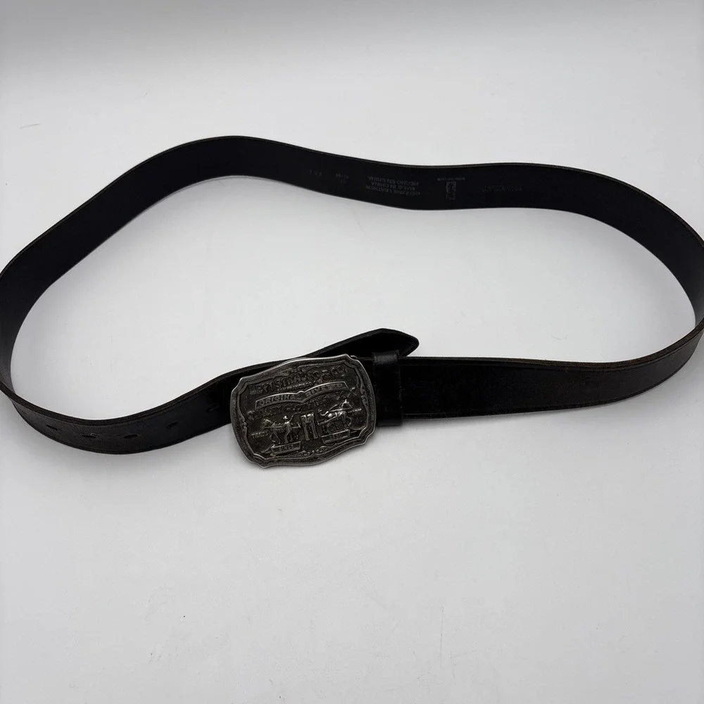 Levi's Strauss & Co Mens‎ Belt And Buckle Size XL 42in-44in Genuine Leather